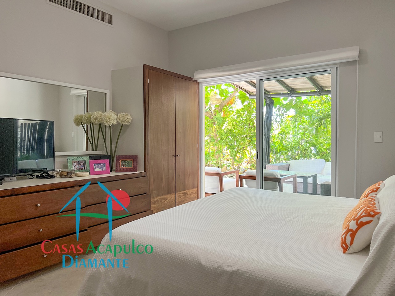 Pacífico Diamante Amura GH 1 - Recámara principal 3